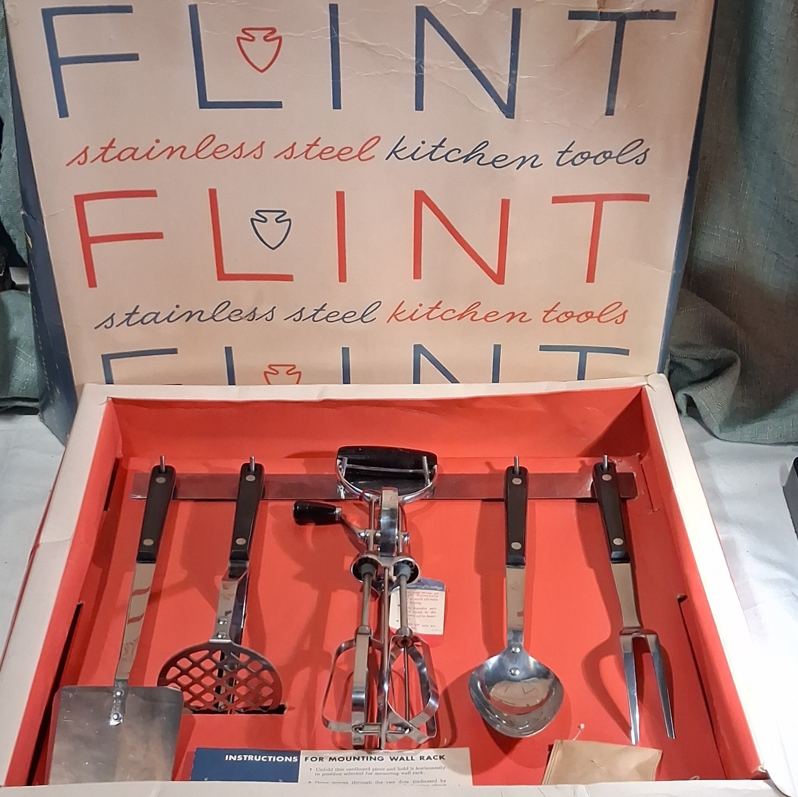 Vintage Ekco Flint Stainless Steel Kitchen Tool Set Model 1968 Boxed NOS 1951 Vintage Ekco Flint Stainless Steel Kitchen Tool Set Model 1968 Boxed NOS 1951
