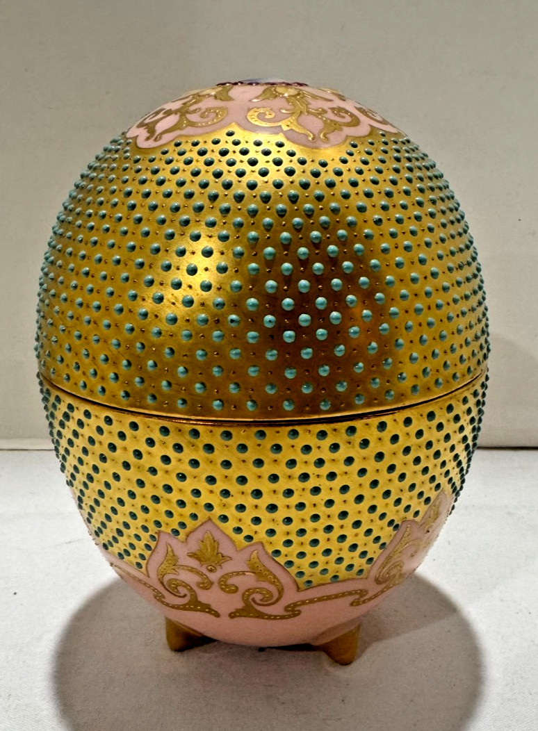 Rare Coalport V2336 Jeweled Footed Egg Form Covered Box Bailey Banks Biddle