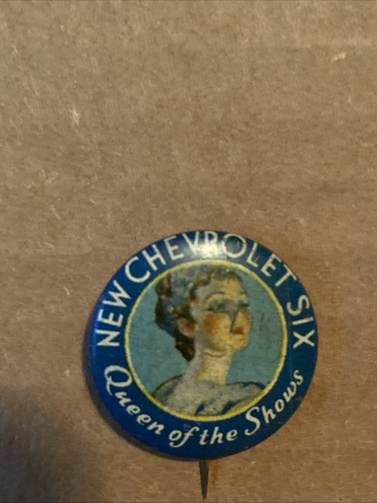 Vintage NEW CHEVROLET SIX QUEEN OF THE SHOWS GERRGHTY Co., Chicago Pin RARE Vintage NEW CHEVROLET SIX QUEEN OF THE SHOWS GERRGHTY Co., Chicago Pin RARE