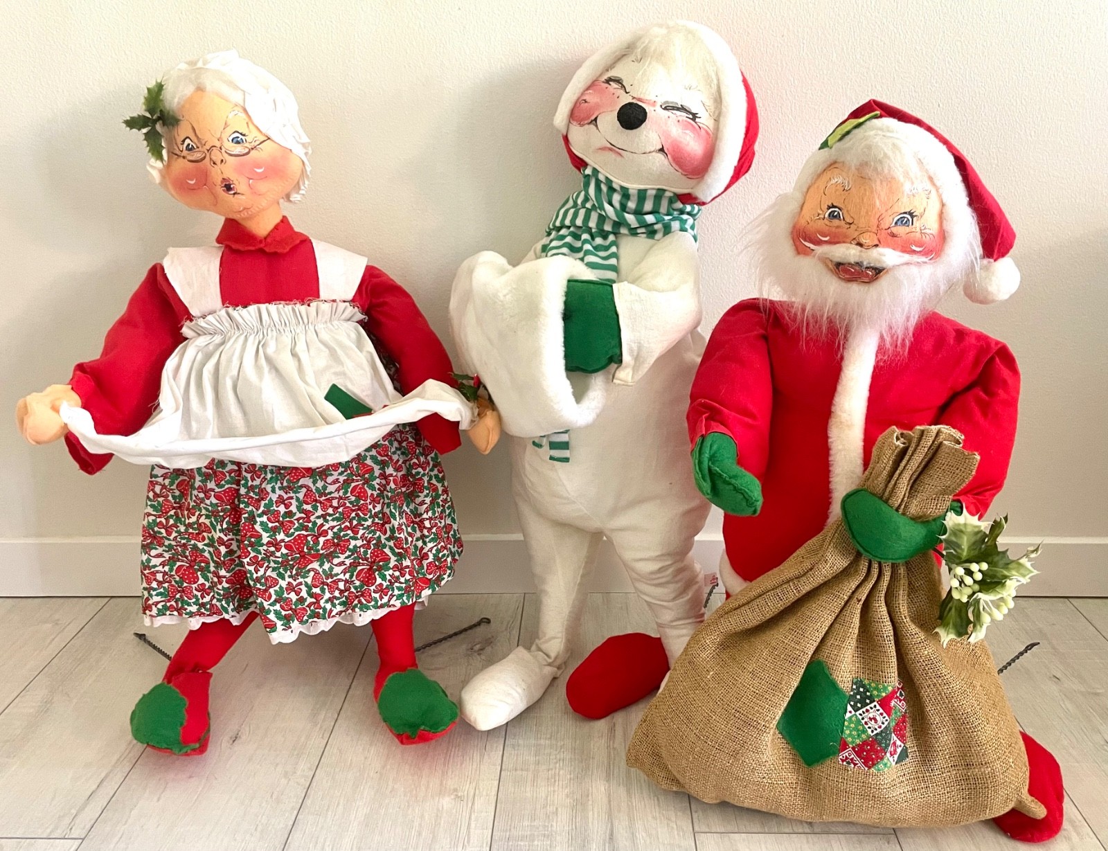 Vintage Anna Lee ~27” Santa Claus 1968 Mrs Santa Claus 1966-68 Snowman ~29” 1983