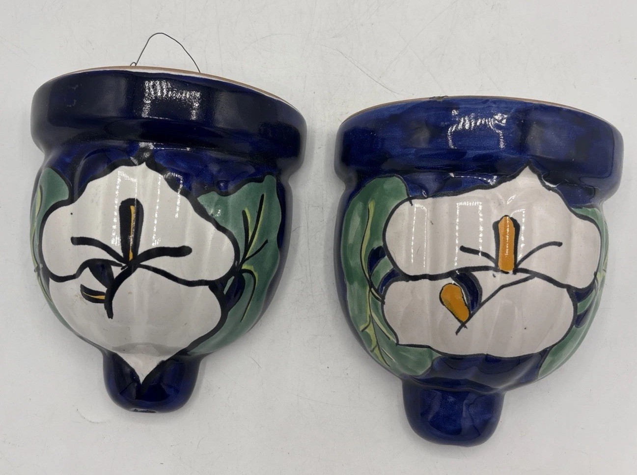 VTG Mexican Folk Art Talavera Callalilies Wall Pocket Sconces 5x6” VTG Mexican Folk Art Talavera Callalilies Wall Pocket Sconces 5x6”