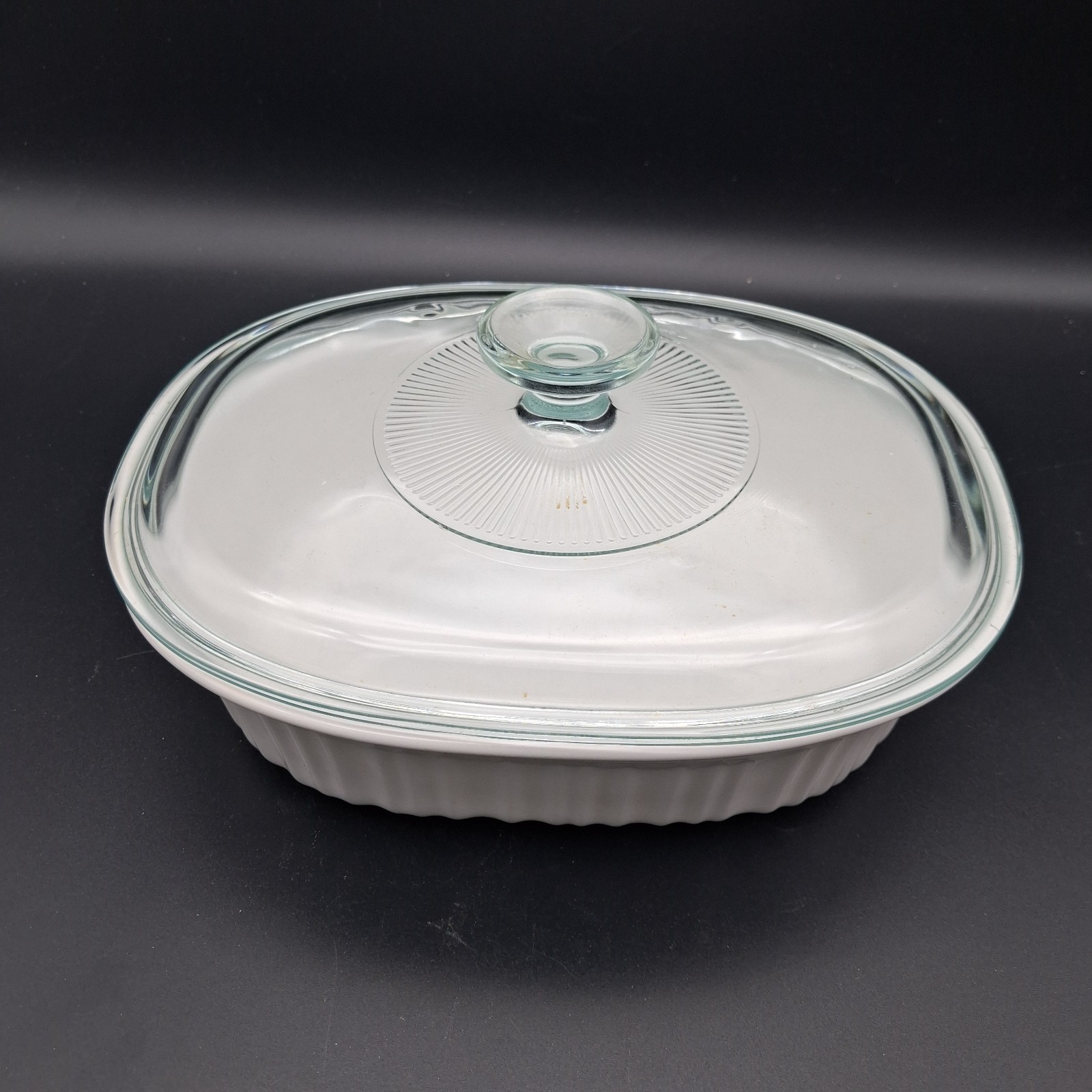 CorningWare French White 1.5 Qt Oval Covered Casserole Dish w/ Pyrex Glass Lid