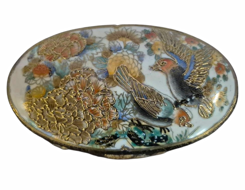 Vintage Chinese Porcelain Box Mandarin Ducks Peony Qianlong Mark 7 Vintage Chinese Porcelain Box Mandarin Ducks Peony Qianlong Mark 7