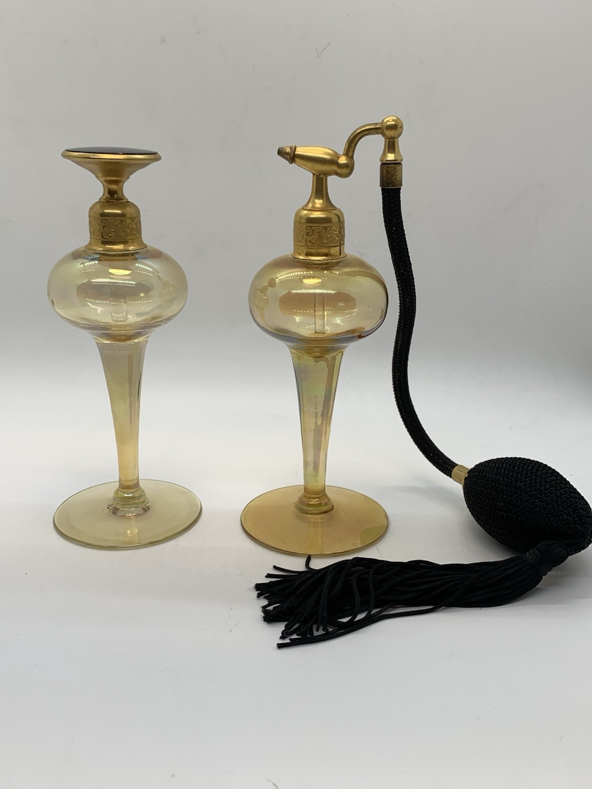 Beautiful Vintage Art Deco De Vilbiss Glass Perfume Atomizer & Dauber Bottle Set