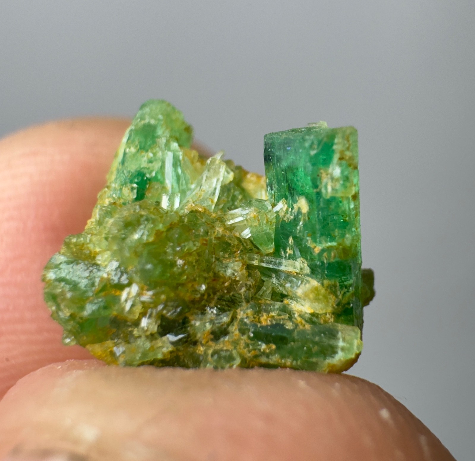 2.75 Ct Natural Emerald Crystal bunch on Matrix From Panjshir Afghanistan