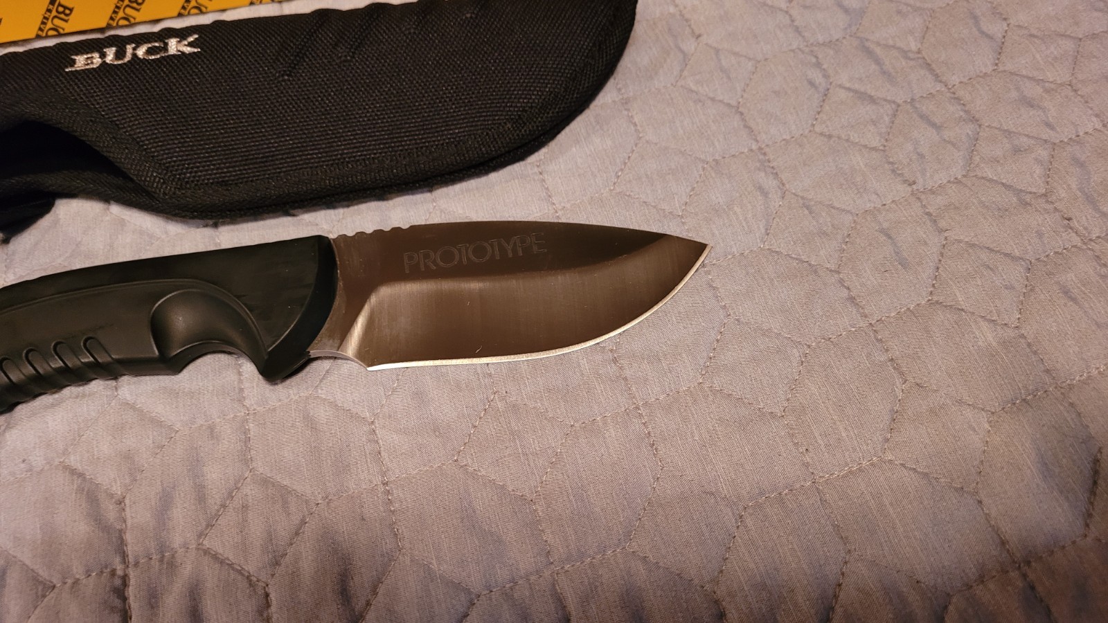 Buck Fixed Blade Hunting Knife Stainless Drop Point Black Blade, Sheath & Box