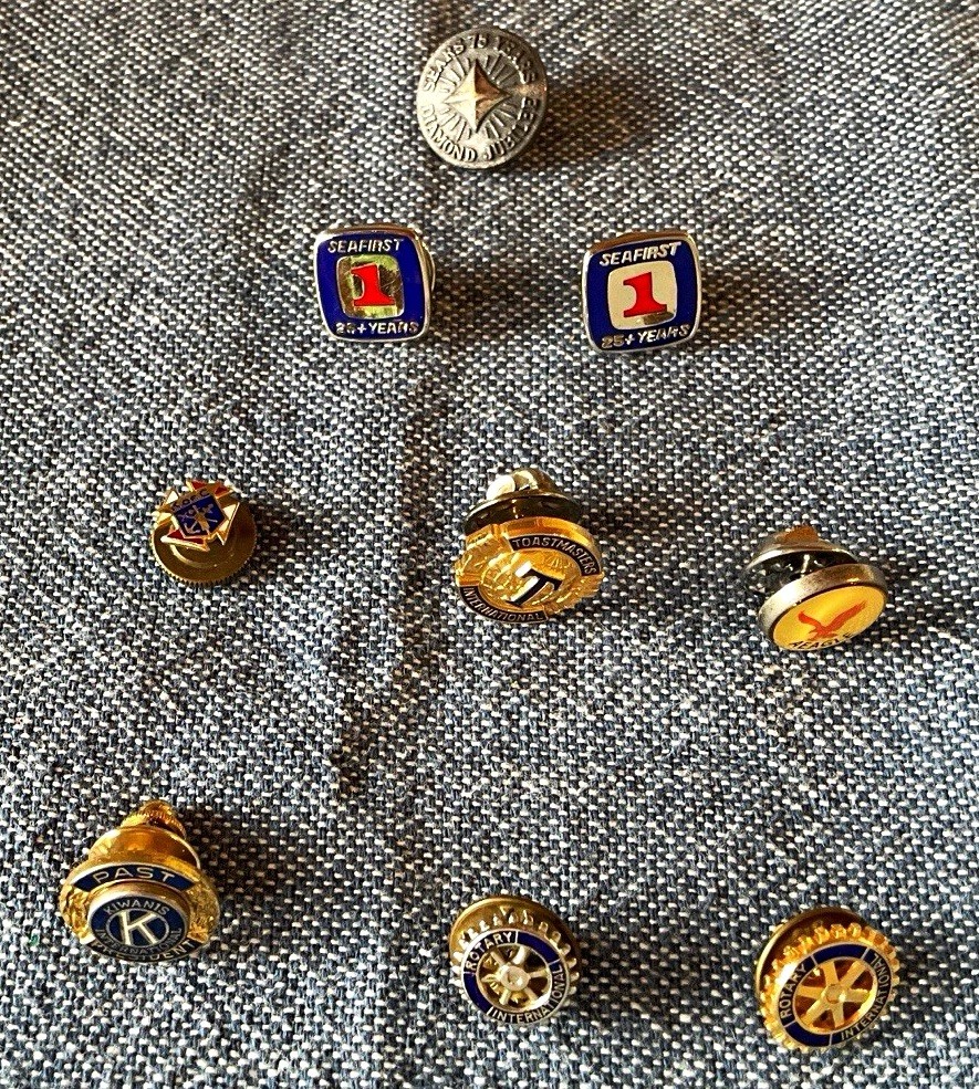 Lot of 9 Pins/Pinbacks * Some Years of Service*Seafirst/Sears/Rotary/Kiwanis/etc Lot of 9 Pins/Pinbacks * Some Years of Service*Seafirst/Sears/Rotary/Kiwanis/etc