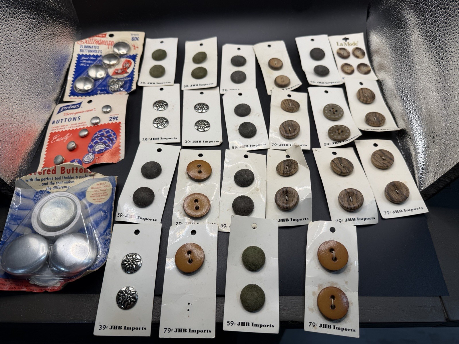 Vintage Sewing Buttons Lot Prims JHB Imports La Mode Wooden Edelweiss Craft 