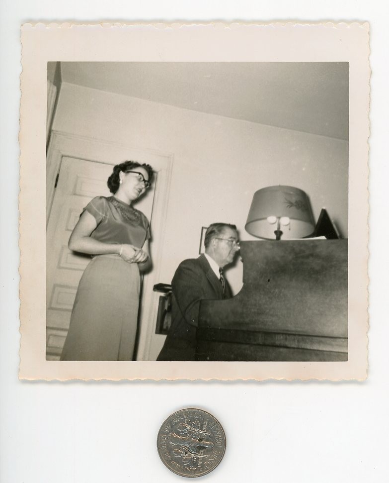 Vintage 1950\'s photo / Die Spanke Lieder - Art Song SINGER Loves a Good Pianist