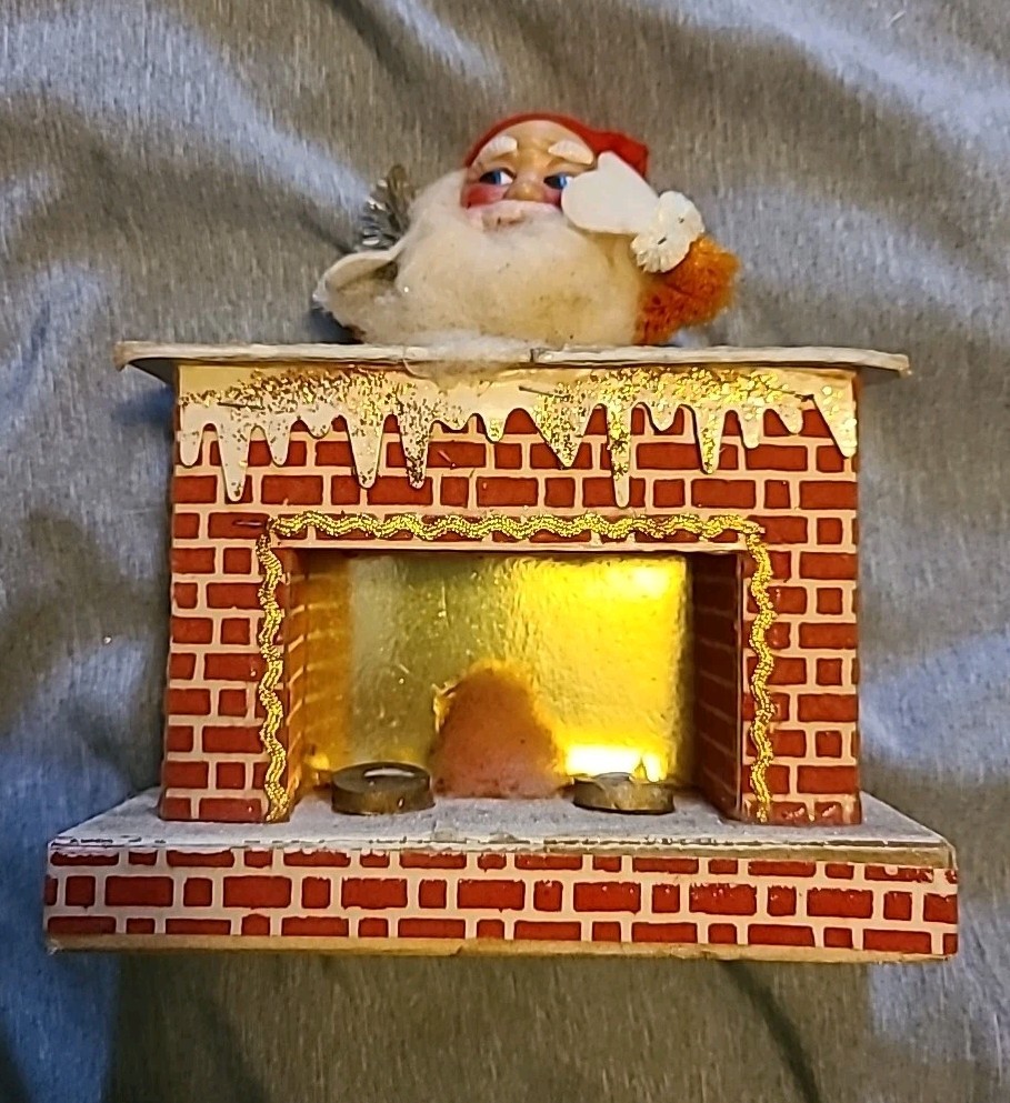 Vintage Christmas Santa Claus & Fireplace Decoration Made In Japan