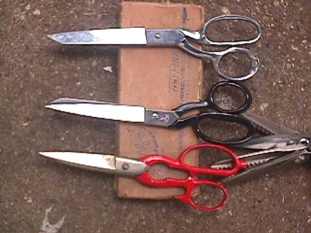 VINTAGE Griffon Tru-Pink JAPAN ITALY PAT.PEND OTHER Scissor LOT MAKE OFFER asis