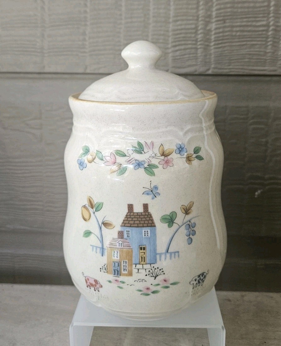 Vintage International Heartland Canister With Lid Small JAPAN MADE Stoneware EUC Vintage International Heartland Canister With Lid Small JAPAN MADE Stoneware EUC