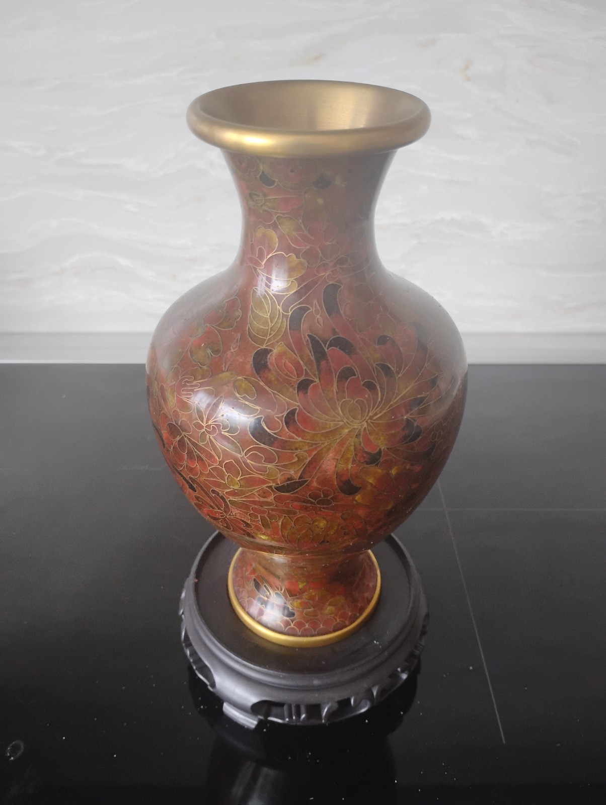 Vintage Chinese Red Amber Cloisonne Brass Vase Chrysanthemum Floral Stand 8.75\ Vintage Chinese Red Amber Cloisonne Brass Vase Chrysanthemum Floral Stand 8.75\