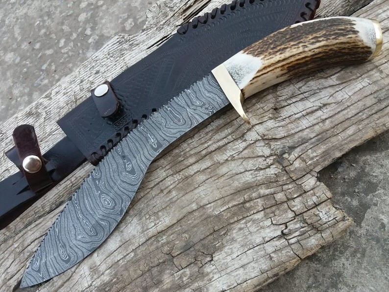 13 inches beautiful Damacus steel Kukri Knife. Gorkha kukri