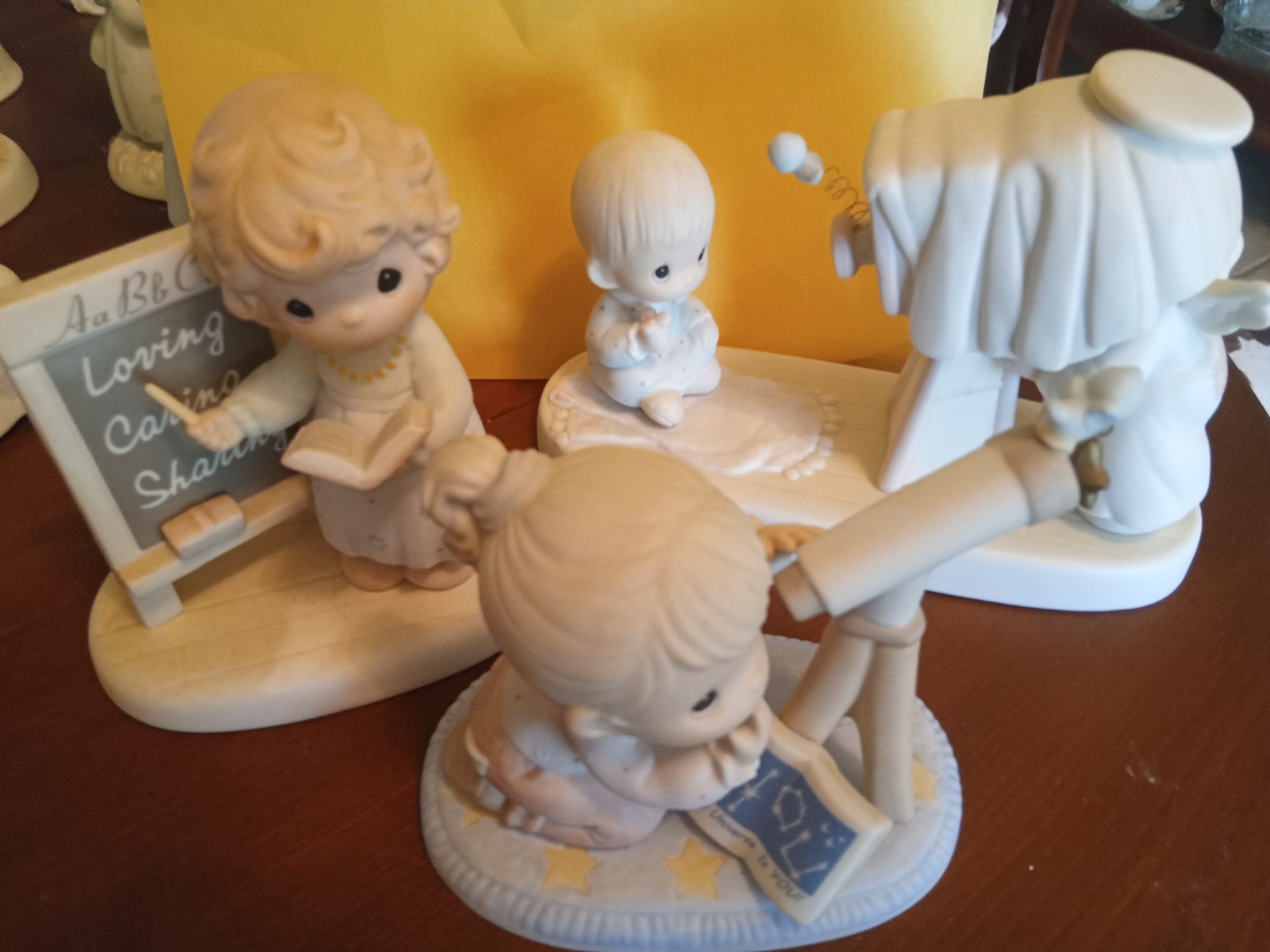 Precious Moments-vintage group of 3-all of them together for one price-perfect Precious Moments-vintage group of 3-all of them together for one price-perfect