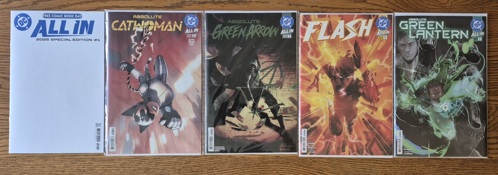 DC Absolute #1s Lot | Flash, Catwoman, Green Lantern, Green Arrow + 2025 ALL IN DC Absolute #1s Lot | Flash, Catwoman, Green Lantern, Green Arrow + 2025 ALL IN