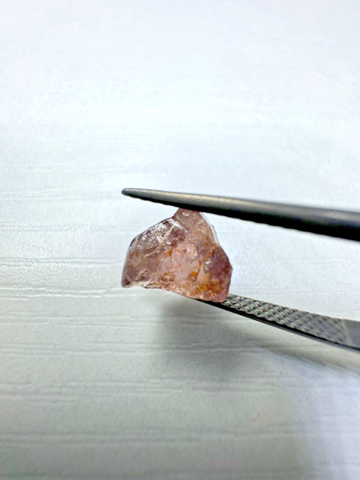 Sapphire *rare* peach purple clean faceting rough gemstone Tanzania 3.31 carats Sapphire *rare* peach purple clean faceting rough gemstone Tanzania 3.31 carats