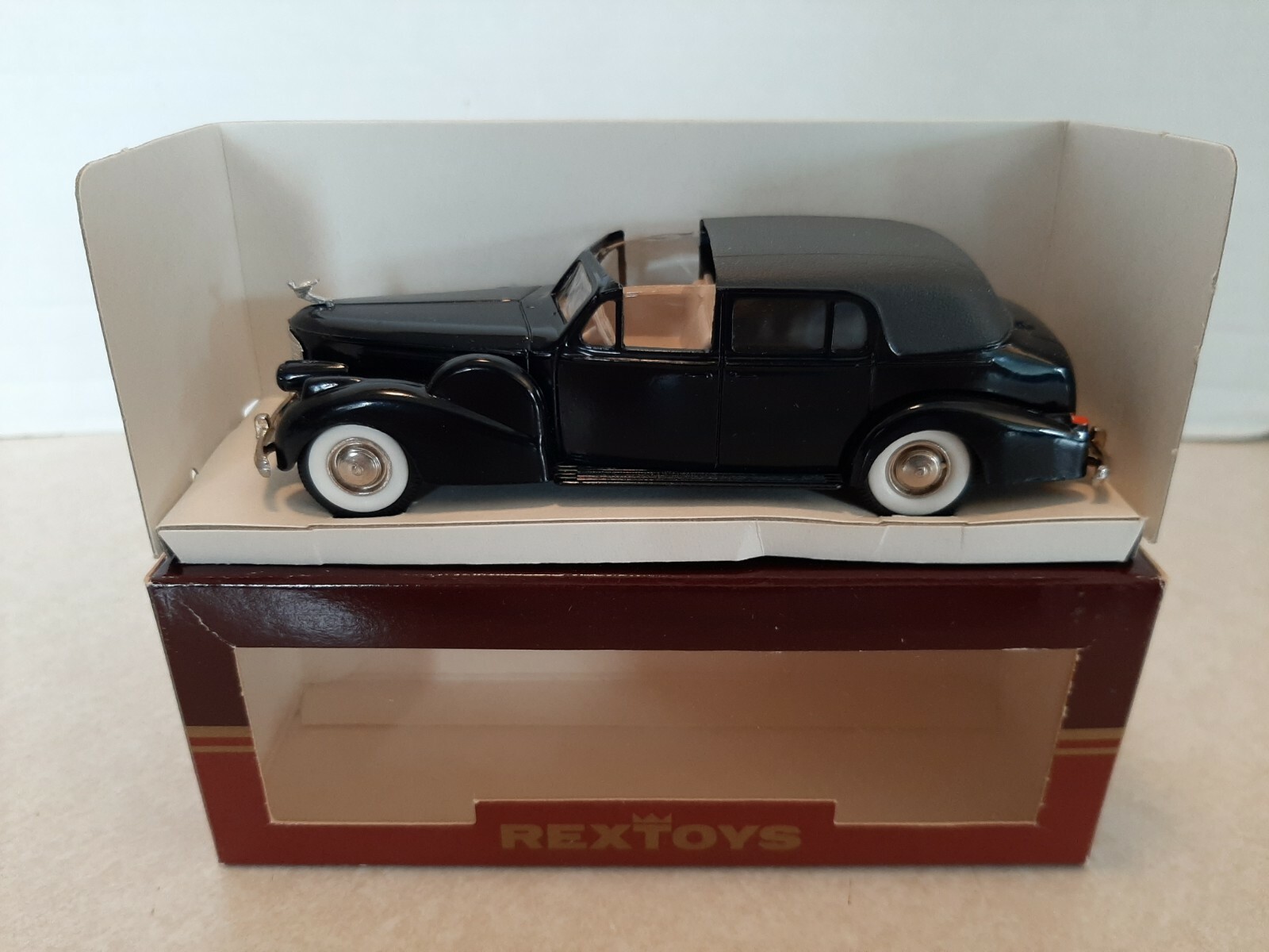 Vintage 1:43 Rextoys 1938-1940 Cadillac V-16 Coupe De Ville Ouvert Black MIB L4 Vintage 1:43 Rextoys 1938-1940 Cadillac V-16 Coupe De Ville Ouvert Black MIB L4