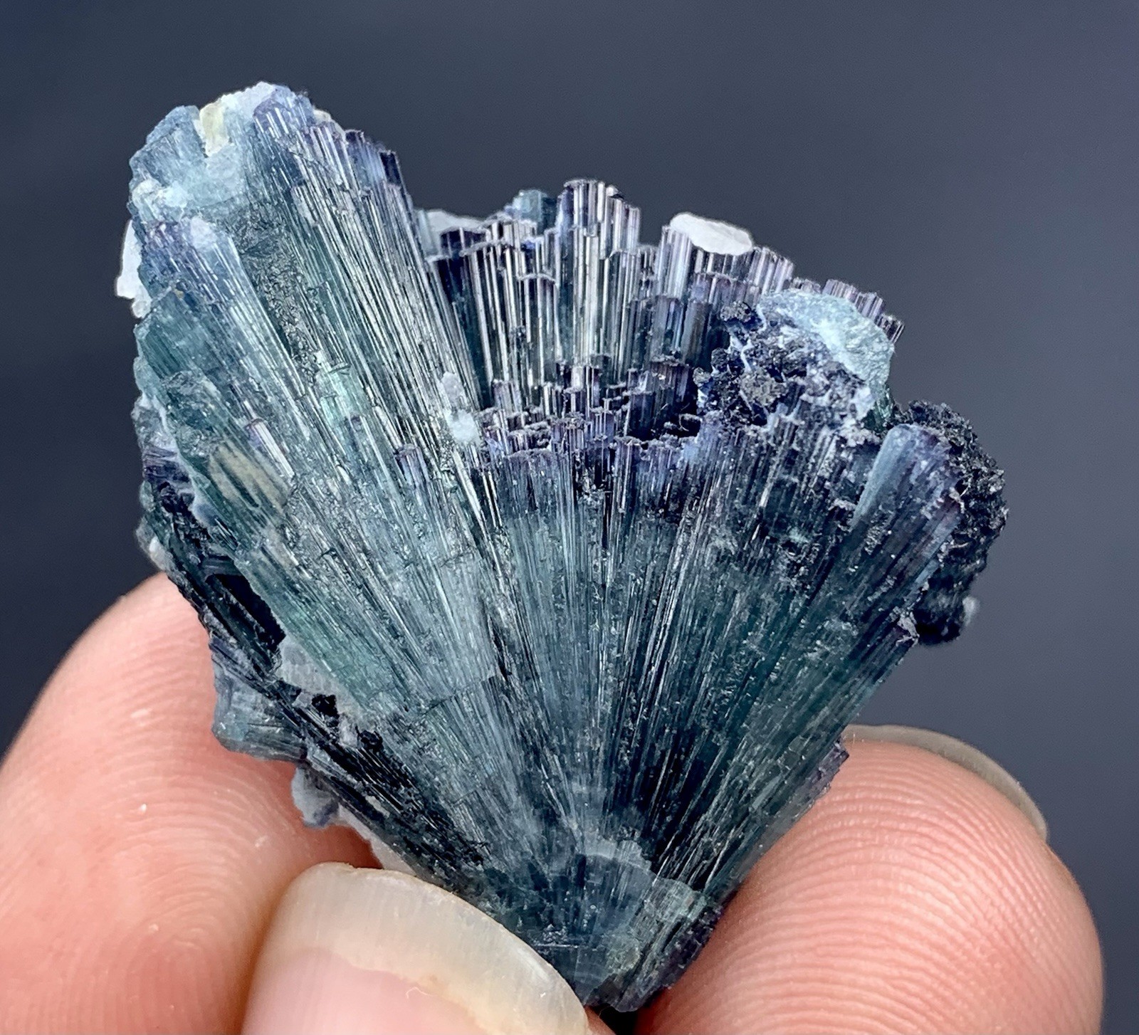 77 Cts Bunch Of Tourmaline Crystal Specimen From Afghanistan.