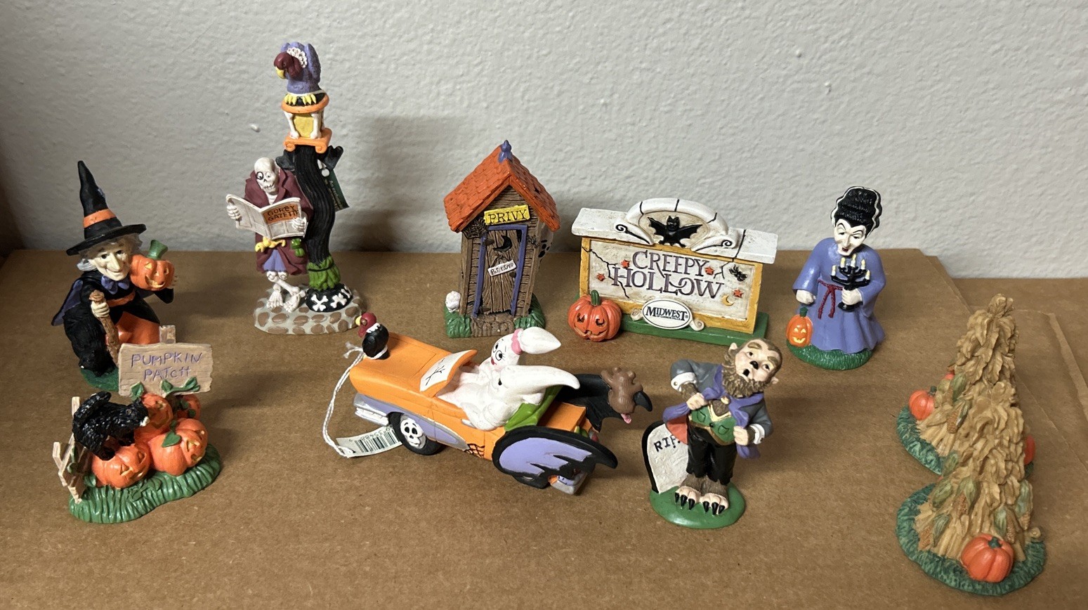 Midwest Of Cannon Falls Creepy Hollow Halloween Accessory Lot of 10