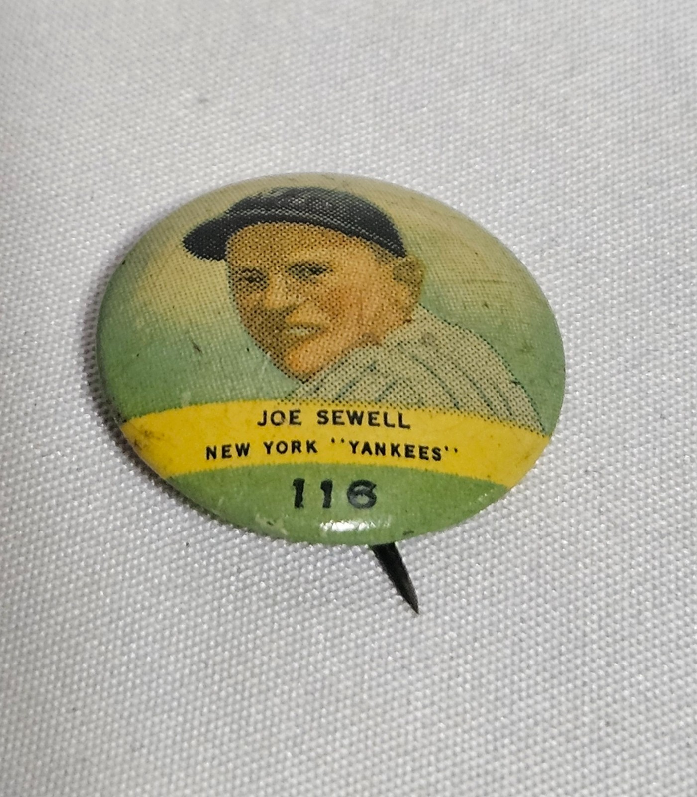 Vintage 1932 Joe Sewell Orbit Gum 13/16\