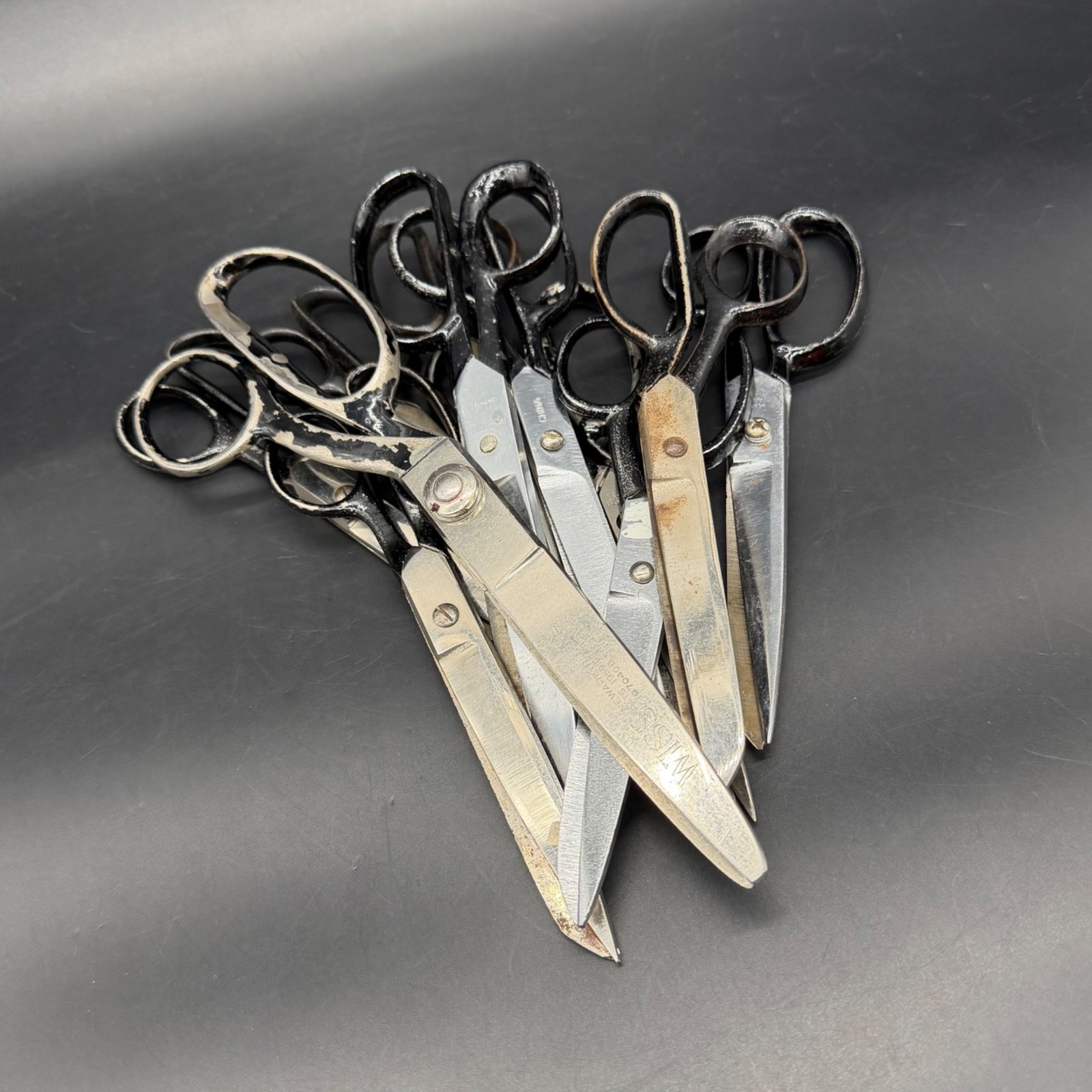 Vintage Metal Scissors Mixed Lot Of 11 Heavy Duty Wiss USA Japan Italy Black Vintage Metal Scissors Mixed Lot Of 11 Heavy Duty Wiss USA Japan Italy Black