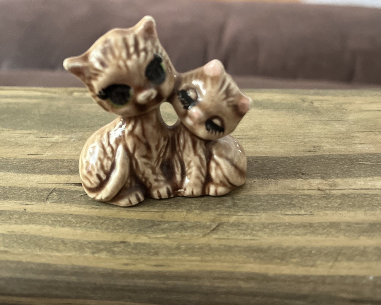 Vintage Ceramic Miniature Cat Figurine tan Mom (big eye) & Kitten (closed eyes) Vintage Ceramic Miniature Cat Figurine tan Mom (big eye) & Kitten (closed eyes)