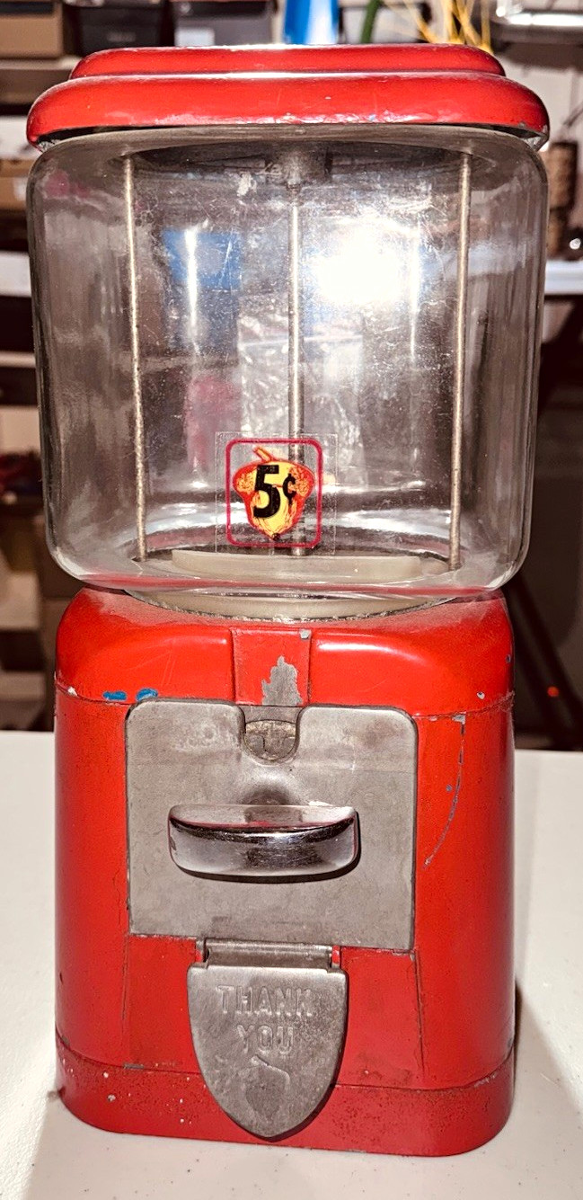 Vintage 1948 Acorn 5¢ Gumball Machine w/ Key