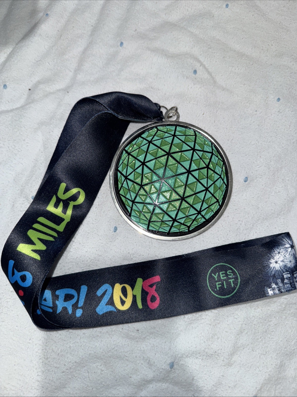 Disney Marathon Metal Necklace 2018 Epcot Ball New Years