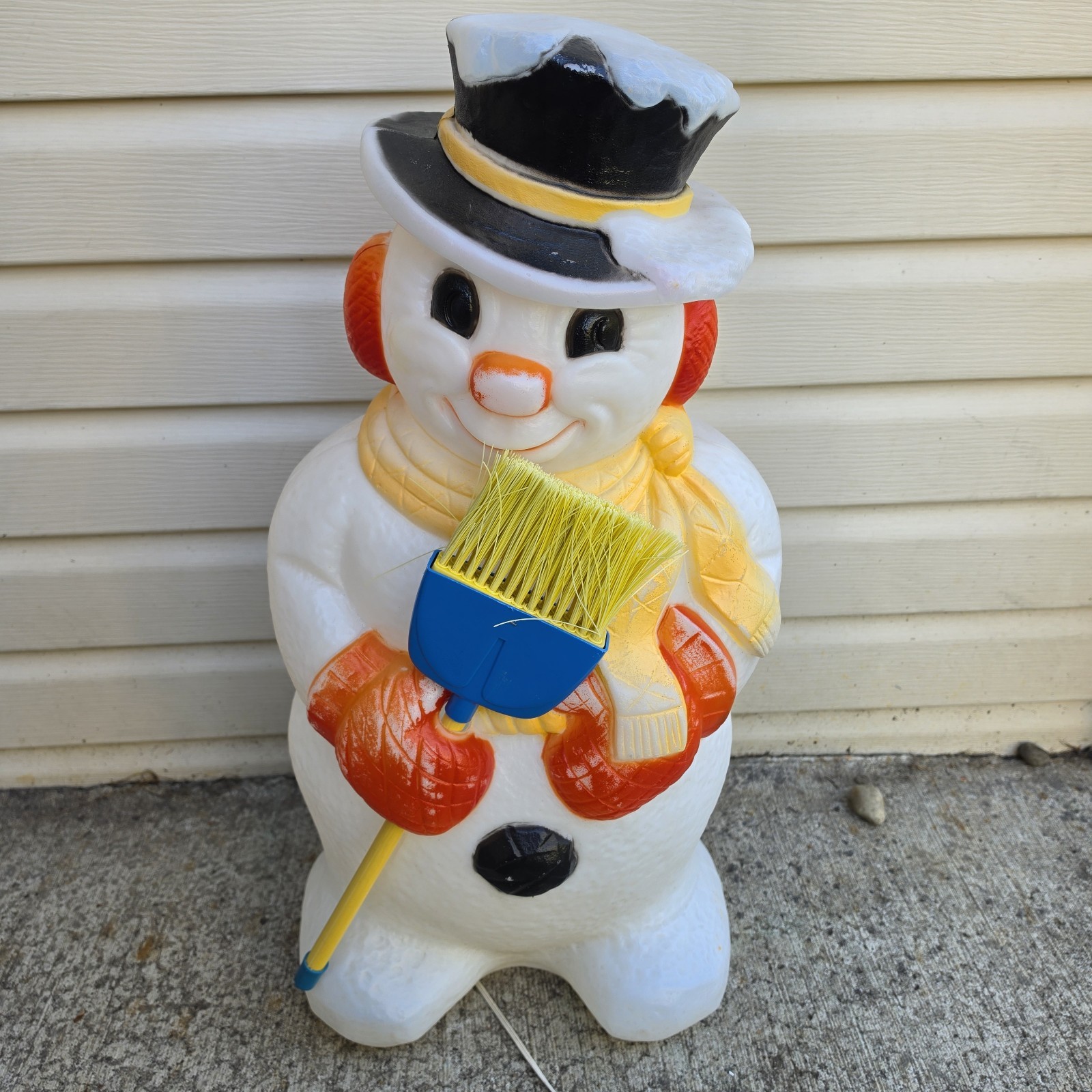 Vintage Poloron Illuminated Christmas Snowman w Broom 30” Blow Mold MCM 2382 Vintage Poloron Illuminated Christmas Snowman w Broom 30” Blow Mold MCM 2382