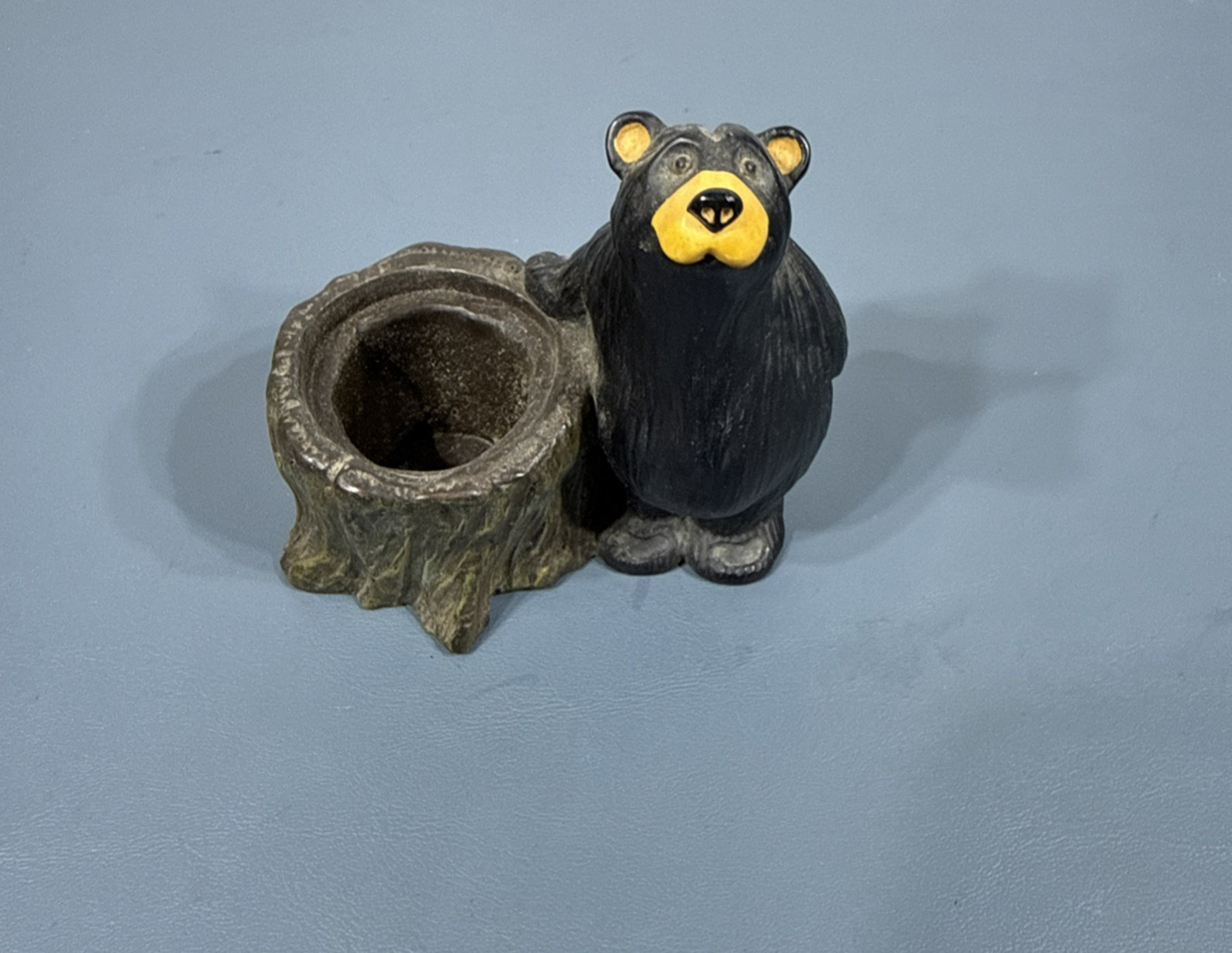Kritter Hollows by Big Sky Carvers 200 Little Bear Big Fish Trinket Dish