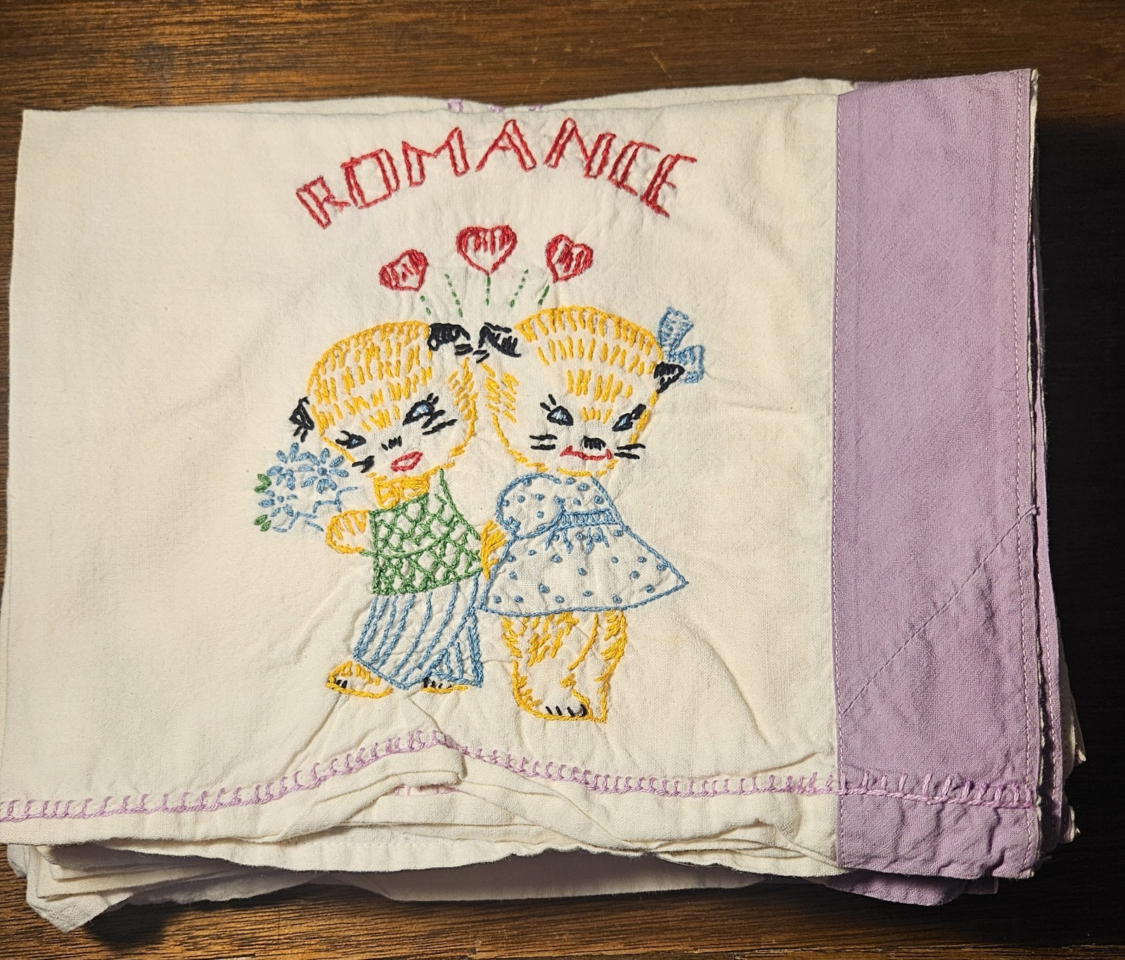 Vtg Hand Embroidered Kitten Linens Towels Set  6 Kitschy Newlywed Marriage Theme