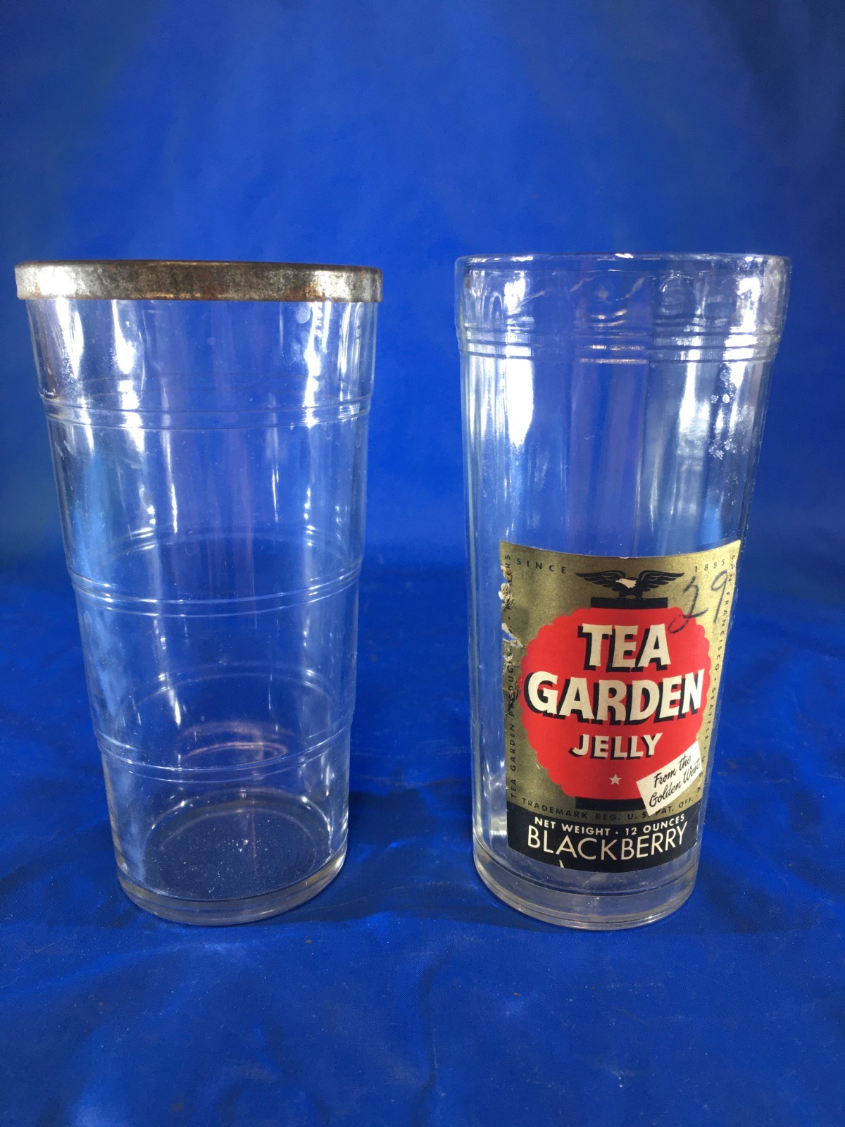 2 Vintage 12 oz. Tea Garden Jelly Jars 1 with Label 1 w/ Lid 1930\'s 2 Vintage 12 oz. Tea Garden Jelly Jars 1 with Label 1 w/ Lid 1930\'s