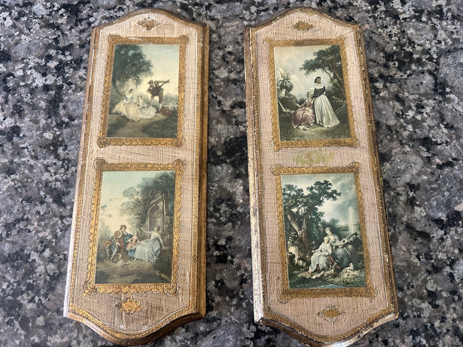 LOT OF 2 VINTAGE ITALIAN FLORENTINE TOLEWARE WALL PLAQUE 
