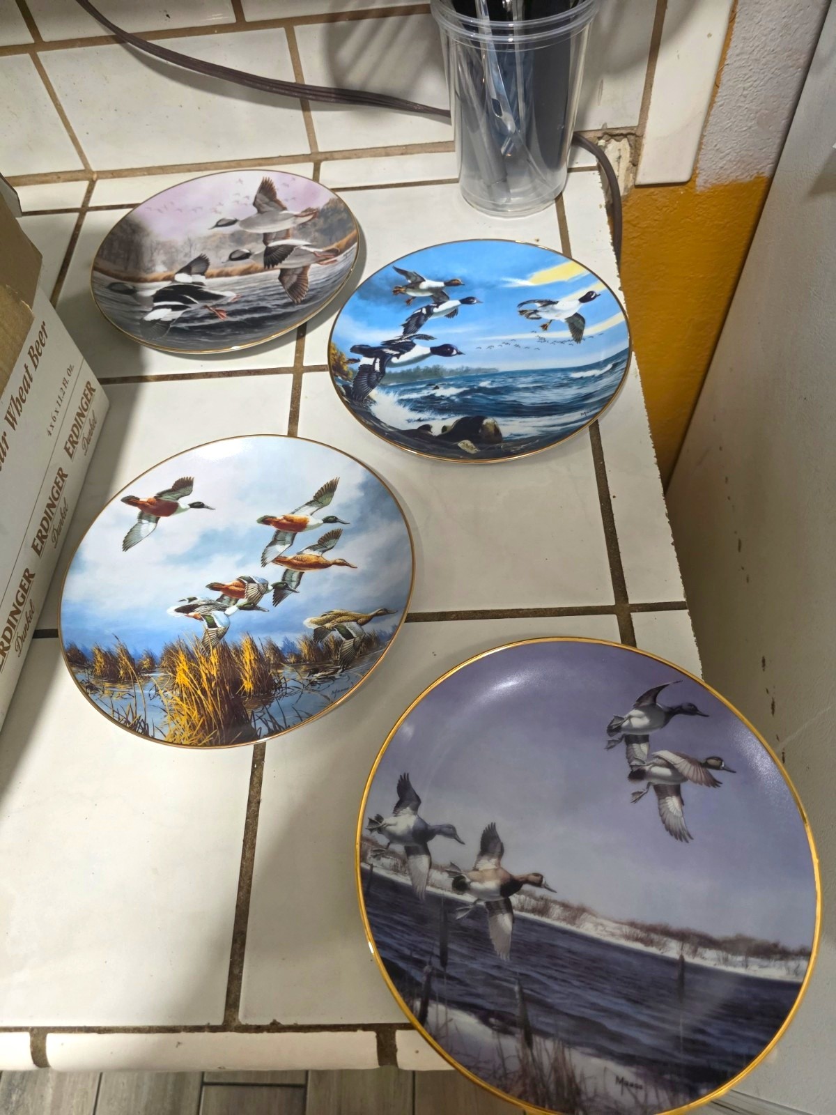 Danbury Mint On the Wing Limited Edition Porcelain Duck Plate Set 8.5
