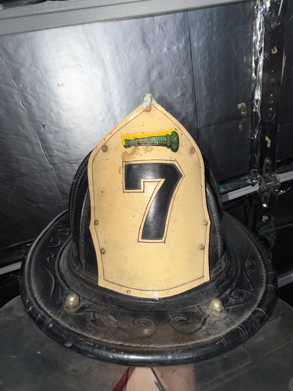 Cairns 5A Leather Firefighter Helmet FDNY New York Fire Helmet Lid Front Antique Cairns 5A Leather Firefighter Helmet FDNY New York Fire Helmet Lid Front Antique