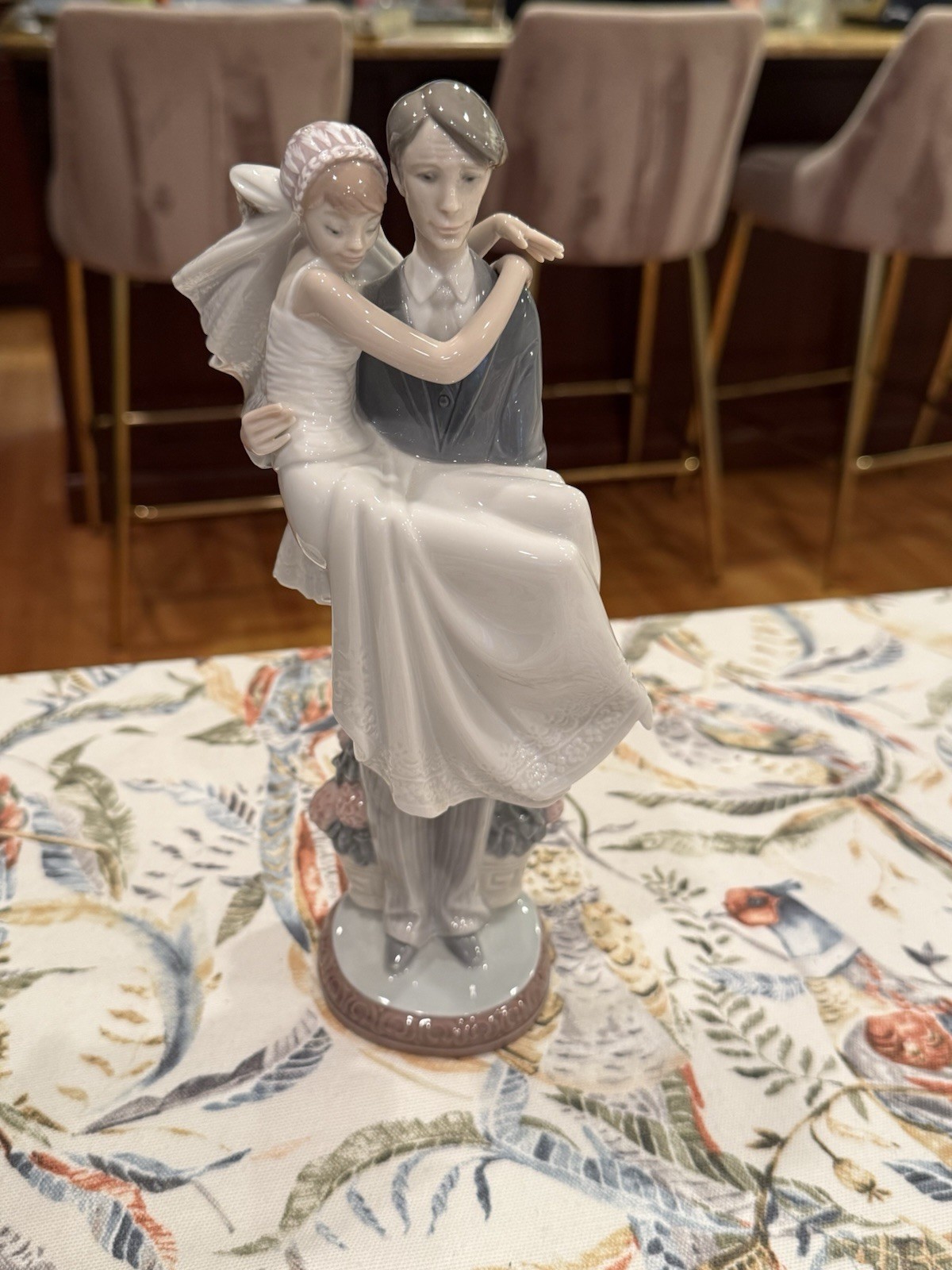 Lladro Figurine \ Lladro Figurine \
