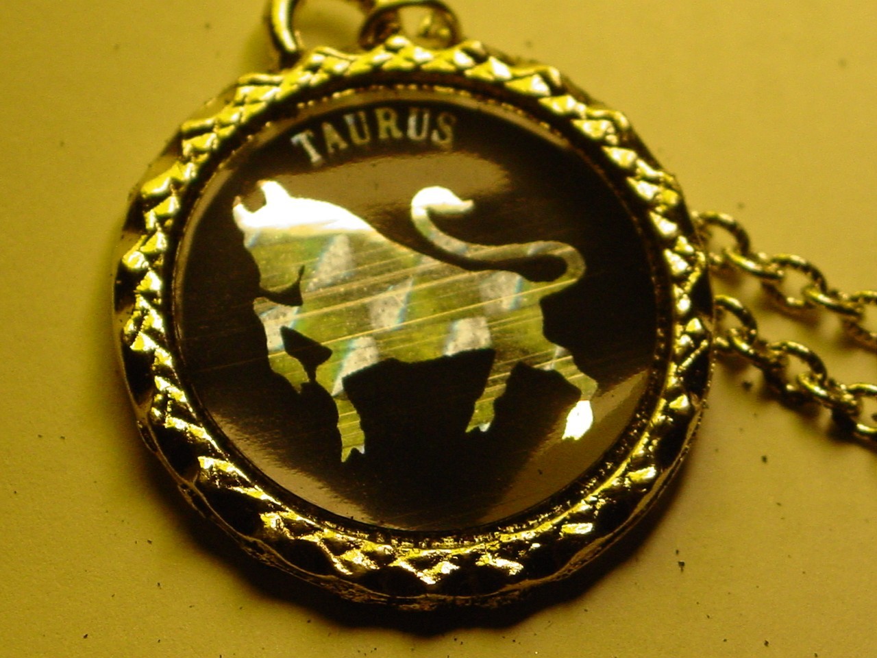 TAURUS VINTAGE 1970\'s ZODIAC HEADSHOP 24\ TAURUS VINTAGE 1970\'s ZODIAC HEADSHOP 24\