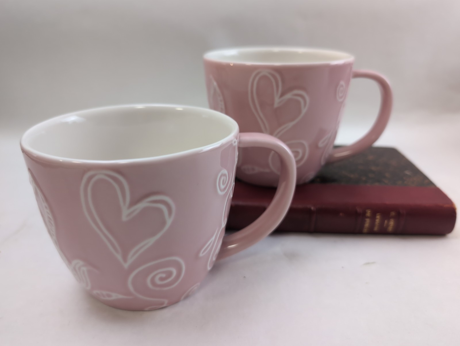 2 NEW Starbucks 2006 Floral Heart Pink Mug 12 oz Valentines Day Spring A PAIR 2 NEW Starbucks 2006 Floral Heart Pink Mug 12 oz Valentines Day Spring A PAIR