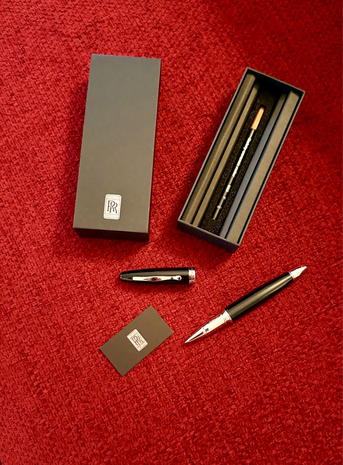 Rolls-Royce Executive Rollerball Pen - New Boxed | Luxury Ad Gift |Refillable Rolls-Royce Executive Rollerball Pen - New Boxed | Luxury Ad Gift |Refillable