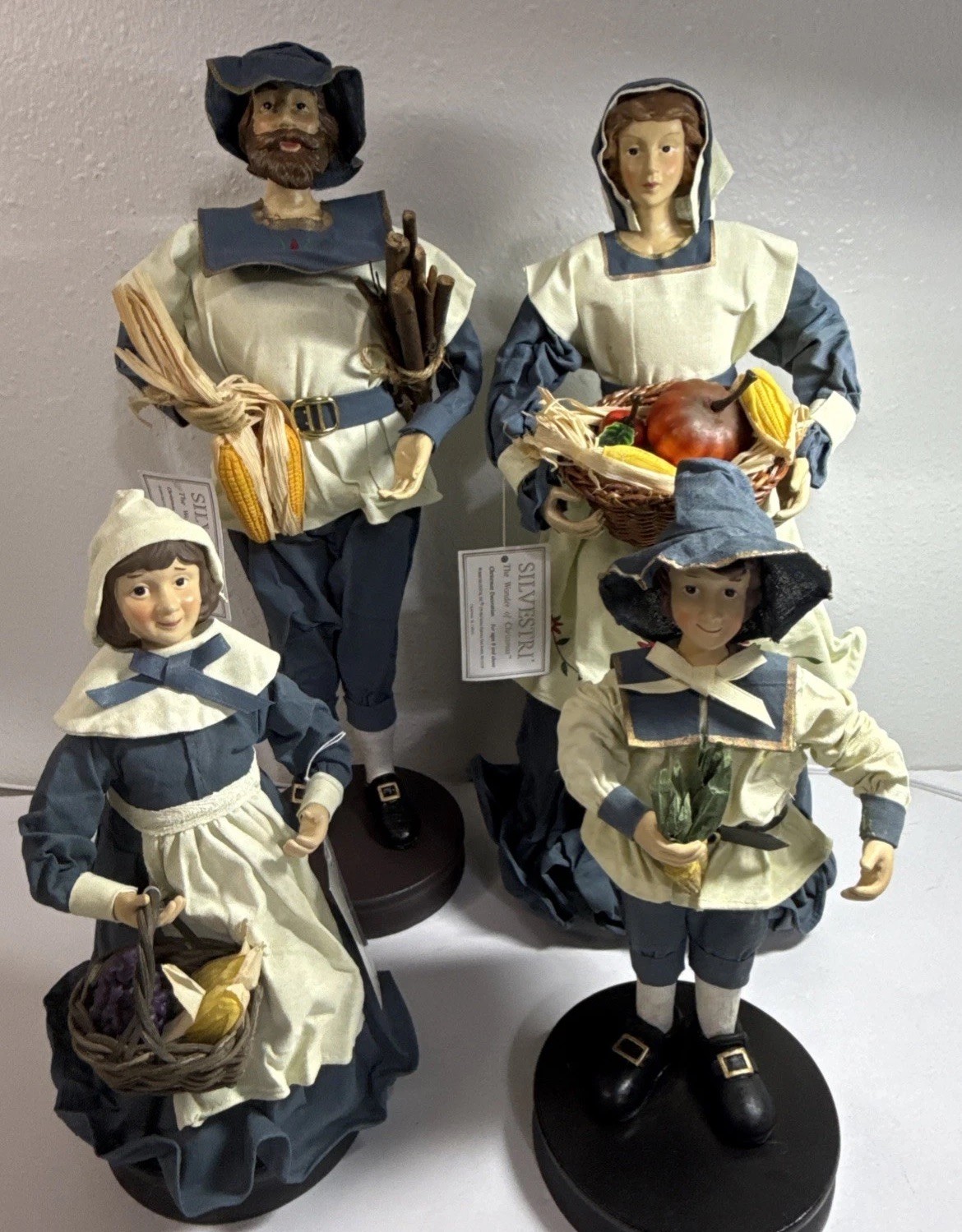 Lot of 4 Vintage Silvestri Paper Mache Pilgrim Family Figures - Thanksgiving Lot of 4 Vintage Silvestri Paper Mache Pilgrim Family Figures - Thanksgiving