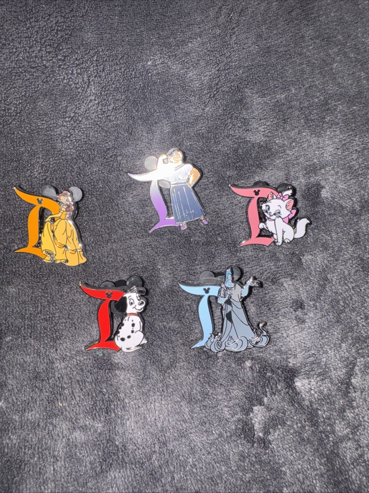 Disneyland 2024 DLR Wave A Hidden Mickey D Pin Set No Chaser