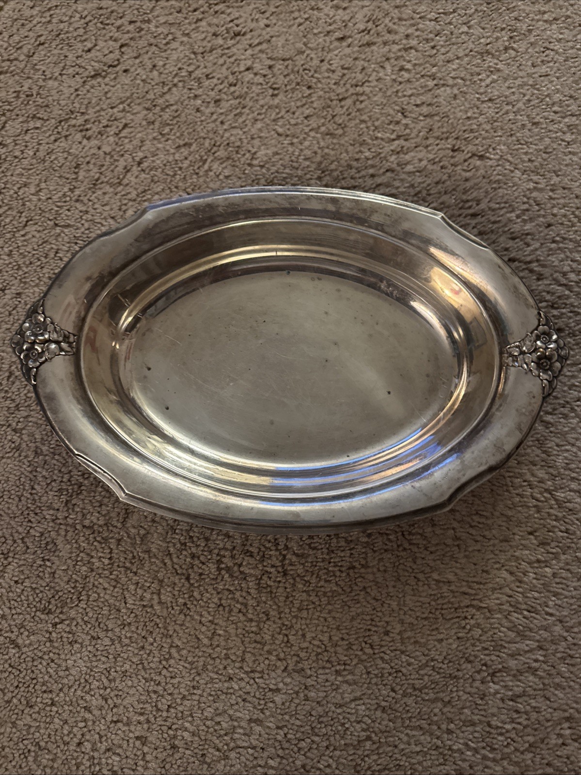 Vintage 12 in long 8 in wide 1.5 high Wilcox International Silver Co 71.12 dish Vintage 12 in long 8 in wide 1.5 high Wilcox International Silver Co 71.12 dish