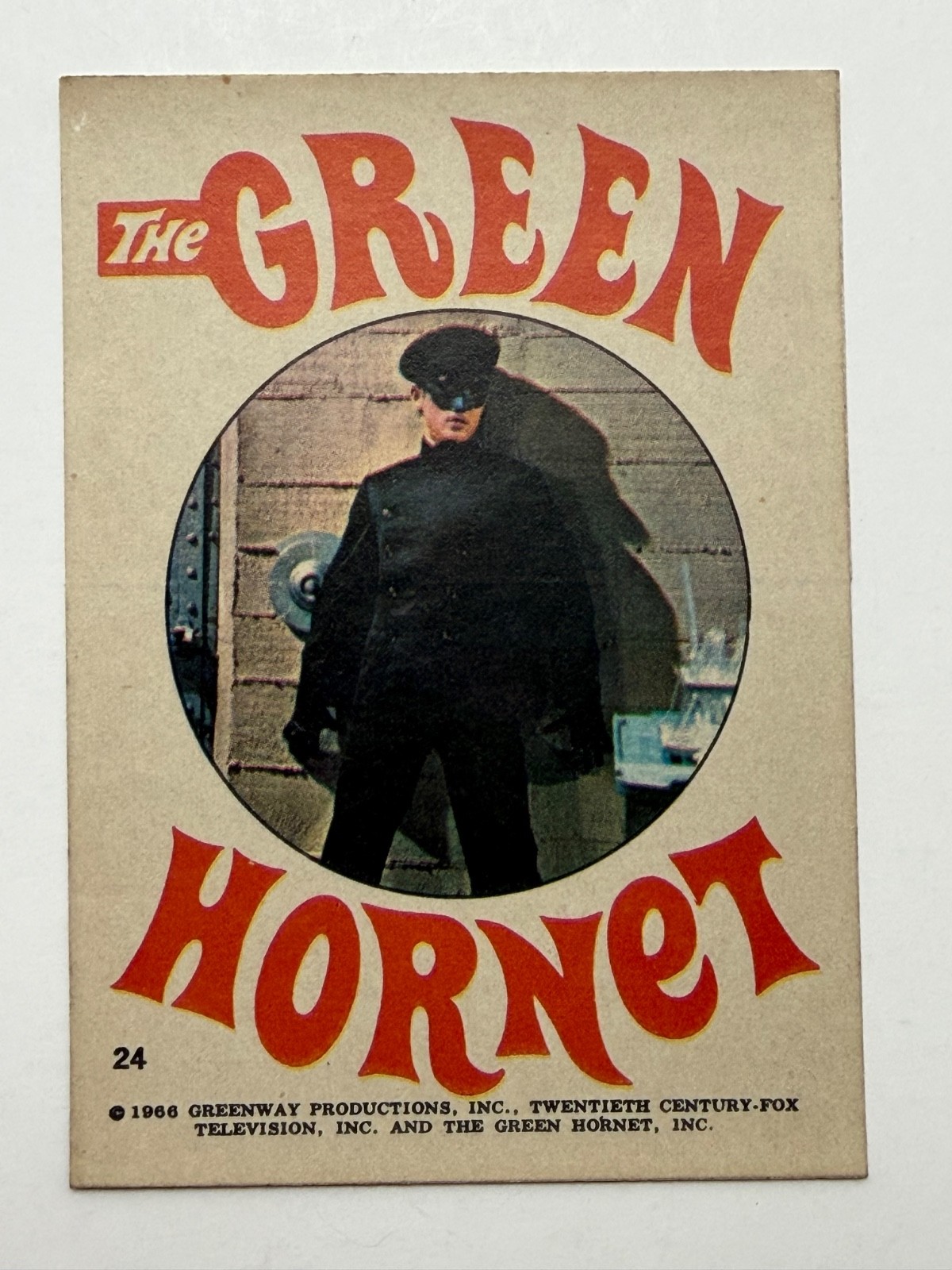 Vintage 1966 Topps THE GREEN HORNET Stickers Card #24 Bruce Lee as Kato (A)