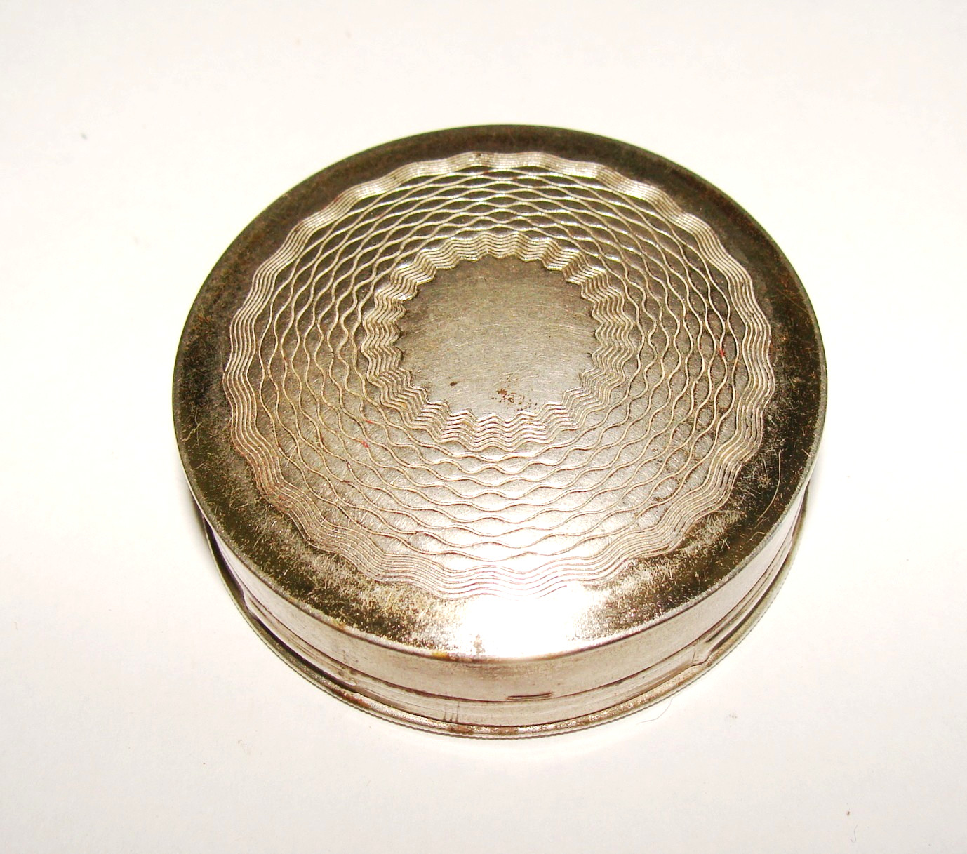 Antique 1924 Norida USA Silvertone Powder Compact w/Puffs Mirror & Sifter