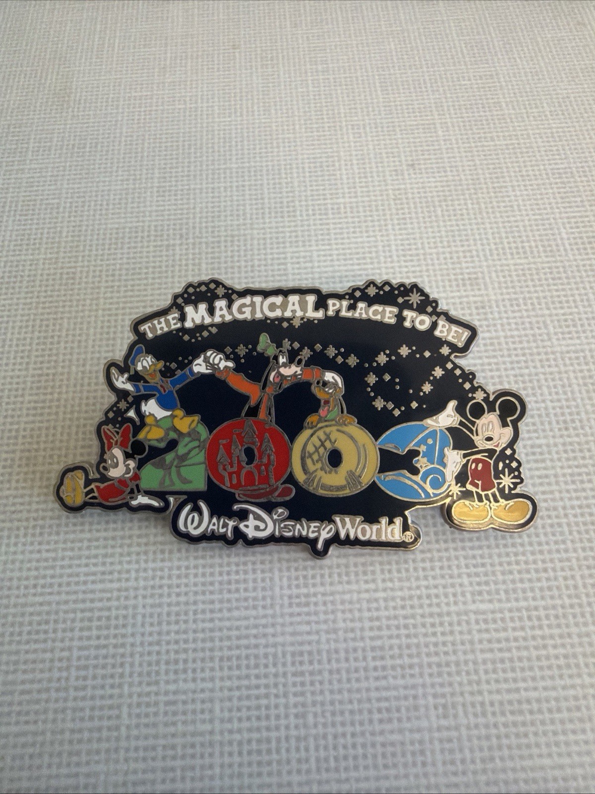 Vintage Disney Pin Walt Disney World 2003 Year Dated Pin The Magical Place To Be