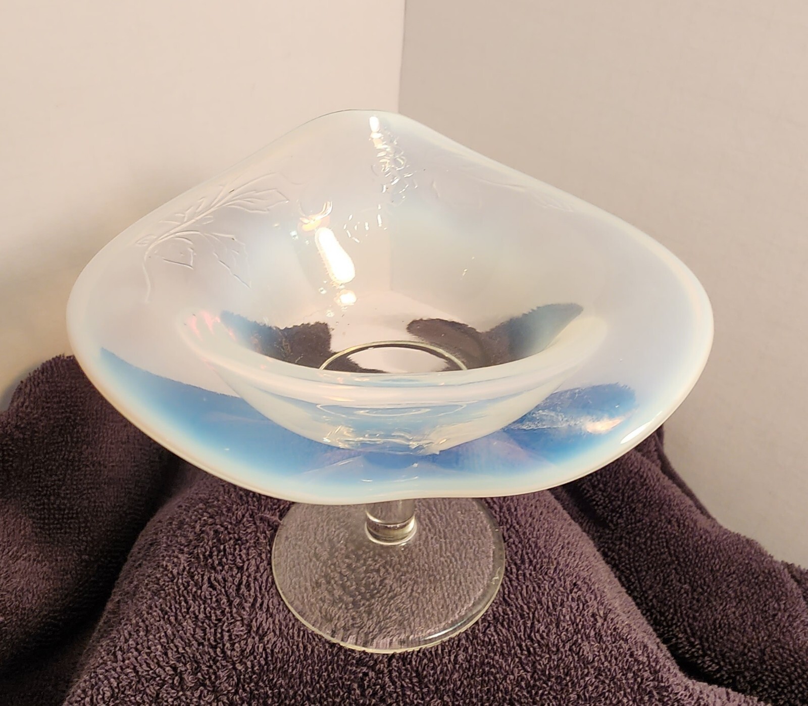 Fenton Opalescent Jack In The Pulpit Dish Early 1900s Fenton Opalescent Jack In The Pulpit Dish Early 1900s