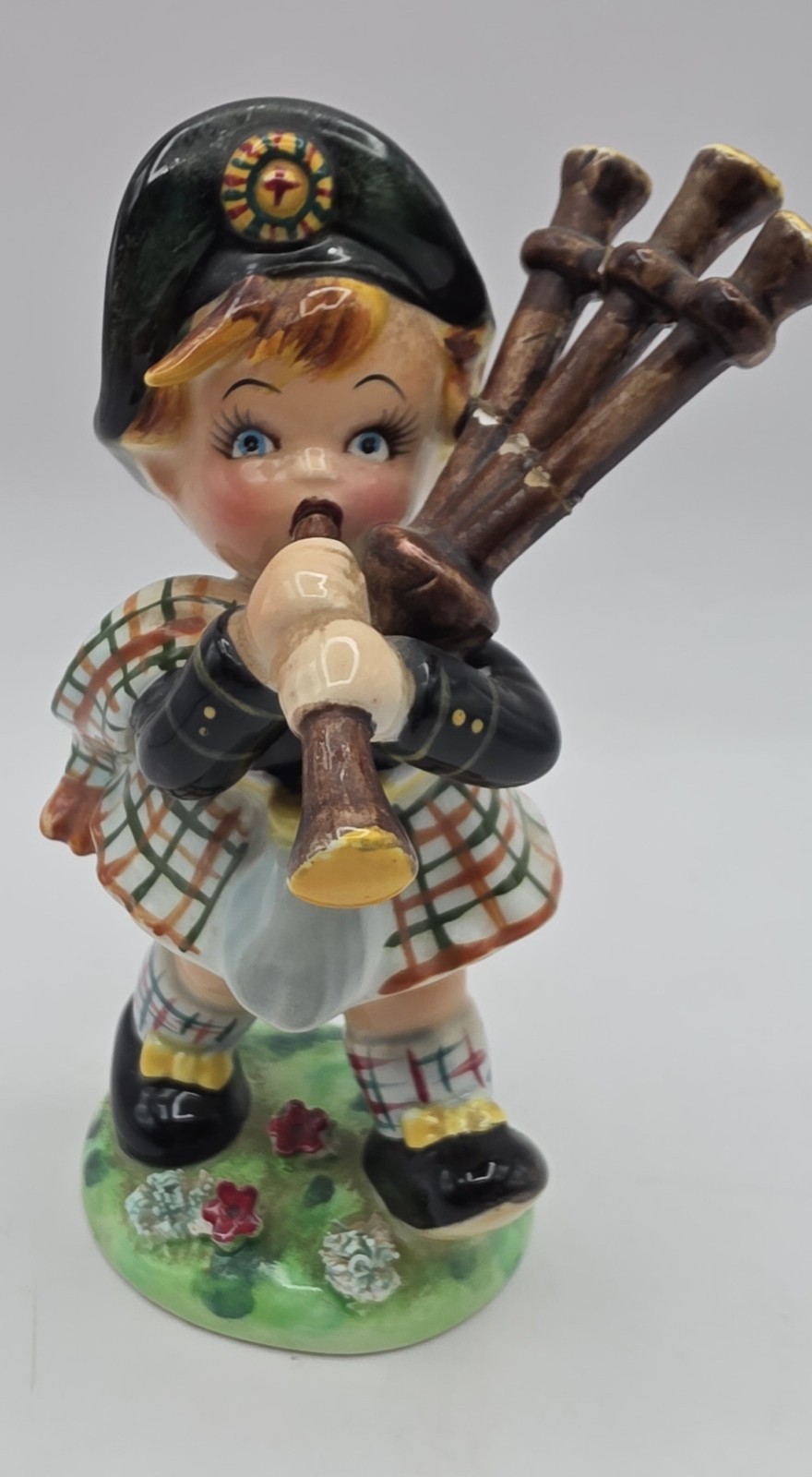 Vintage Napco Japan Scottish Bagpiper Girl Figurine Tartan Plaid 5\