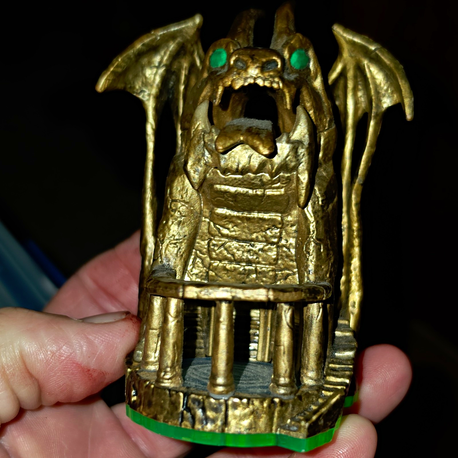 Activision Skylanders Camo Gold Variant Metallic Figurine w/ Green Base