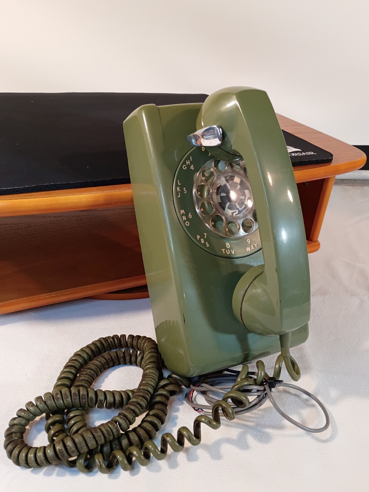 🔥1973 Vintage Bell Phone Rotary Wall Telephone Avocado Green Retro 70s 🔥1973 Vintage Bell Phone Rotary Wall Telephone Avocado Green Retro 70s
